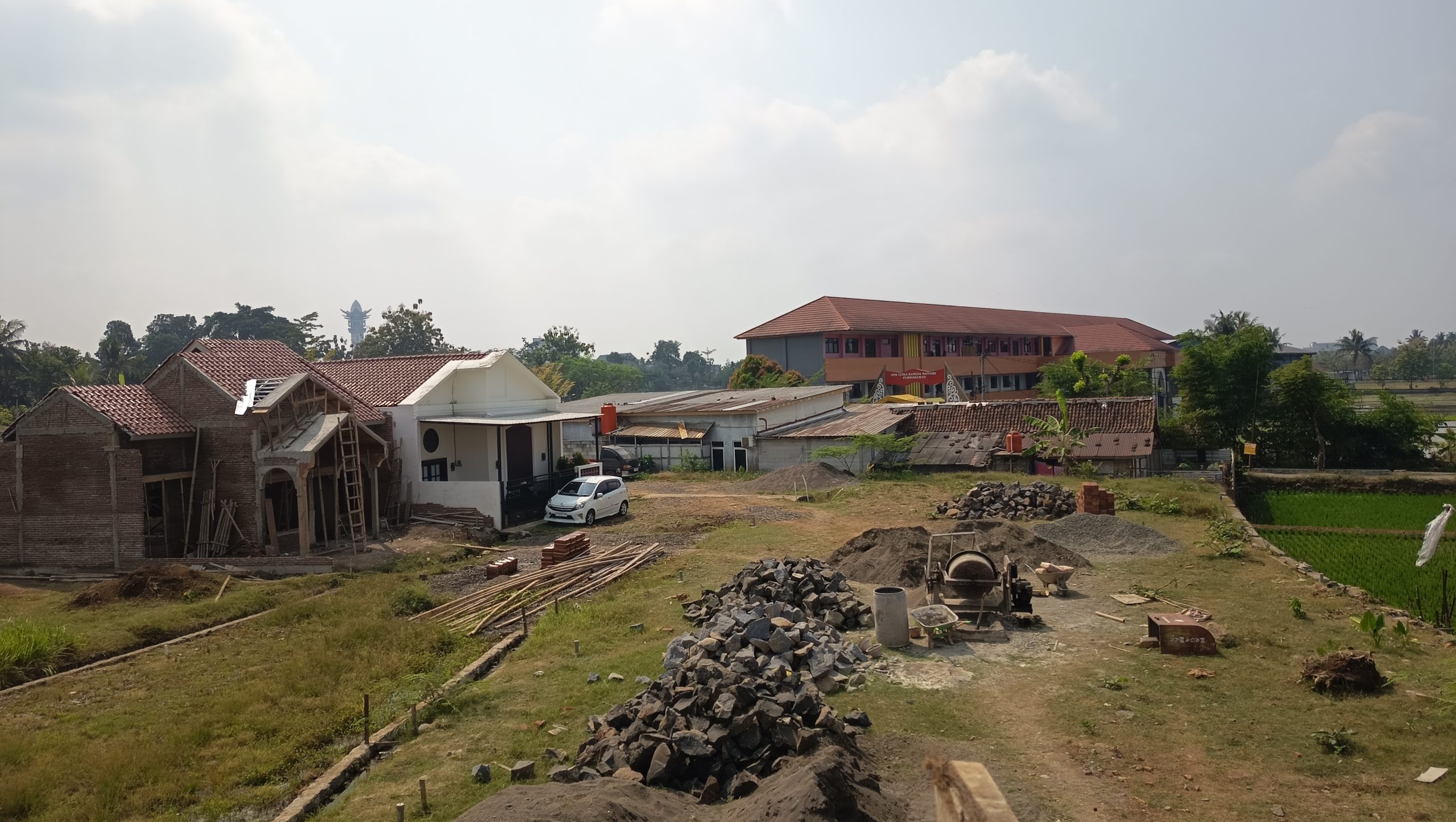 foto progres pembangunan cluster syariah Purwokerto